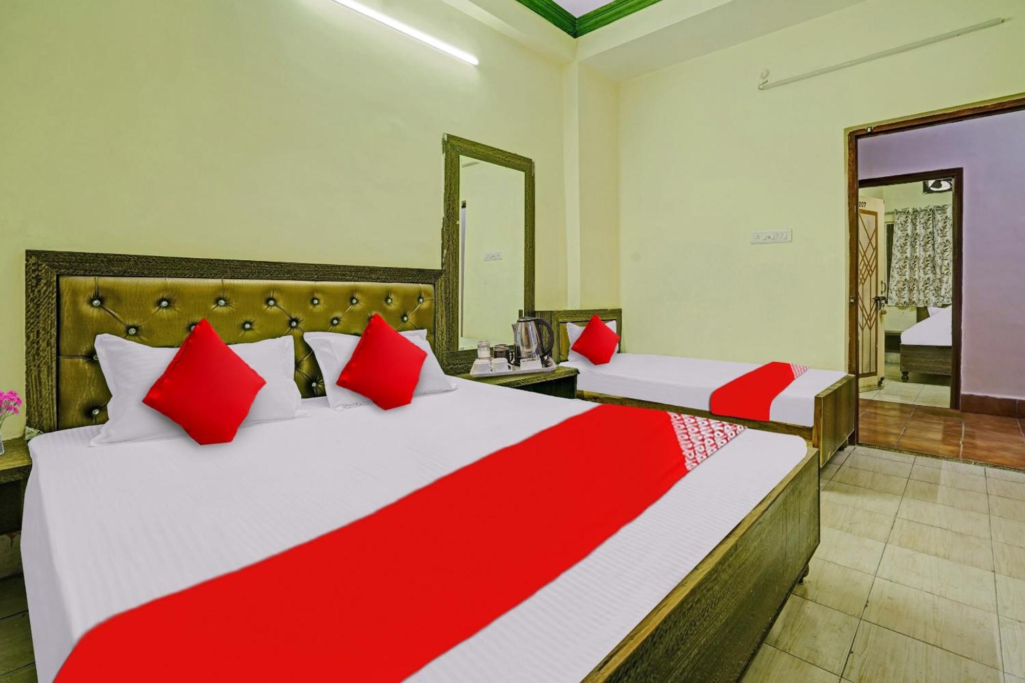 Hotel O B N Palace Rāipur Dış mekan fotoğraf