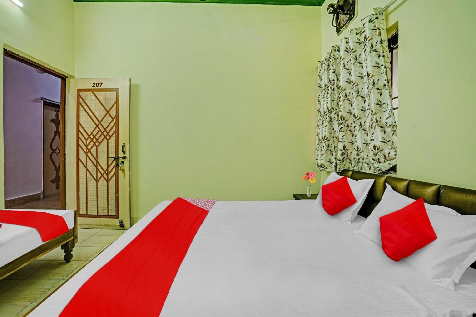 Hotel O B N Palace Rāipur Dış mekan fotoğraf